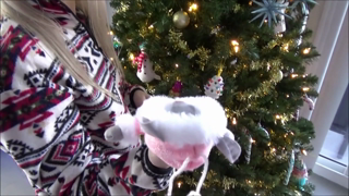 2019-11-18 - Aria Banks - Little Sister's Christmas Present - [Pre-FamilyTherapy].mp4