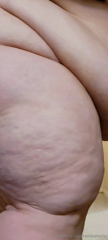 1491814649_i-m-out-of-breath-waddling-belly-swinging-fupa-jiggling_0.mp4