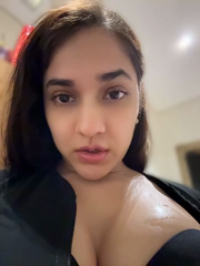 __amcutefatima_2026-08-10_04-13-46_007.mp4