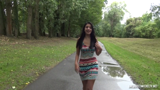 Anna, 19 ans, une libido débordante !  [J&M].mp4