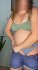1033650377_squeezing-into-my-tiniest-pair-of-shorts_0.mp4