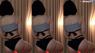 Seoahn 서안   DJ Hero Just Blow sexy dance y9w0gwblzEw.mp4