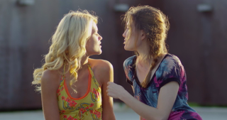 wowgirls.18.07.02.caroline.and.izzy.delphine.lamour.ideal.1080p.mp4