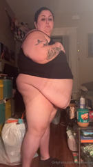0i49ojt8987bzepl7xfx9_source.mp4