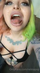 142550552_auntie-reina-accidentally-swallows-you-vore-tease_0.m4v