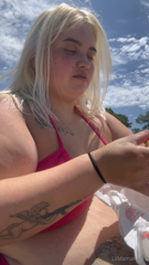 1141791587_uncut-video-of-this-fat-girl-in-a-bikini-scarfing-down-a-who_4.mp4