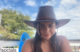 twitch_ninaxcarolina_2026-04-30 13-47-59_720p_Pools, Hot Tubs, and Beaches_Cow Girl LATINA is back !s.mp4