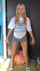 b500407b077cc25ebbf534dcfcb79bdb.mp4
