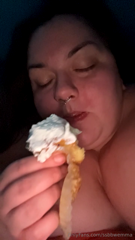 1295512736_took-a-break-from-masturbating-to-eat-a-sweet-lil-treat-and_0.mp4