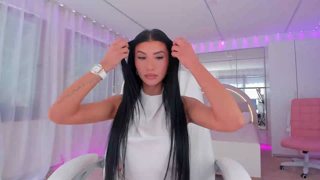 Miss_diamond__Myfreecams_20260617_085406.mp4