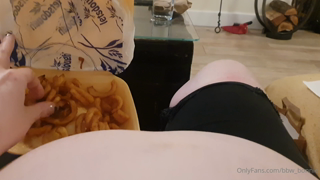 323928924_i-was-such-a-fat-pig-yesterday-i-had-3-takeouts-by-the-en_1.m4v