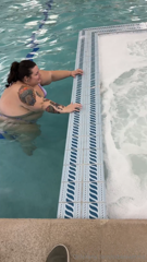 1350225921_the-last-night-of-being-with-friends-we-decided-to-swim-and_0.mp4