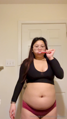 1511259232_my-first-post-here-brushing-my-teeth-with-an-empty-tummy-w_0.mp4