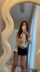 Can I be your Japanese secretaryI can work under your desk...🤭_1.mp4