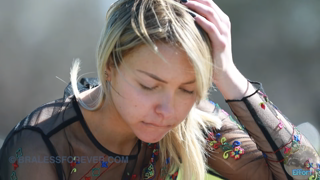 Rachel - Rachel Topless Painting In The Park.mkv