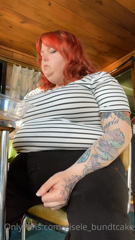 139712007_heres-a-time-lapse-of-me-eating-enough-sushi-for-four-peopl_0.m4v