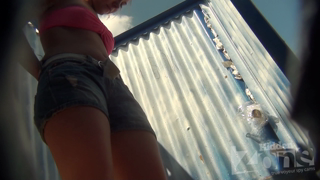 Beach_cabin_98.avi