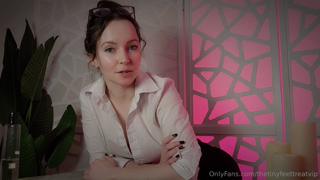 941254438_topless-footjob-pleasure-parlor-appointment-2-you-re-ba_0.mp4