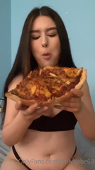 235928236_i-love-pizza-posted-full-video_0.m4v