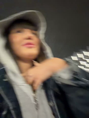 Sophie_Avory_2026-08-23_00-49-43_715.mp4