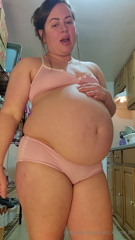 1476997758_i-m-soooo-god-damn-obese-this-is-getting-insane-watch-me-dr_0.mp4