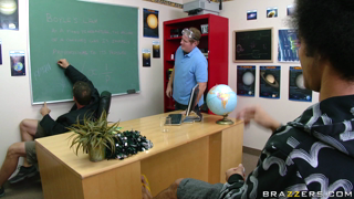 2010.10 [BigTitsAtSchool.com, Brazzers] Ava Addams (Porno Side Job) (1080p).mp4