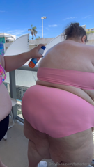 1147979143_i-had-so-much-fun-with-applying-sunscreen-with-fat-topanga_0.mp4