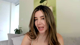 LauraVega_Myfreecams_20260630_164911.mp4