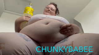 373097401_come-and-watch-over-20-minutes-of-me-stuffing-my-fat-face-wi_1.mp4