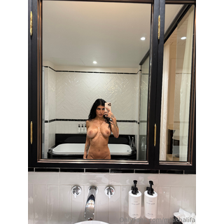 miakhalifa_2026-03-06_4335070890.jpg