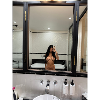 miakhalifa_2026-03-06_4335070891.jpg