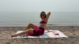 Join me by the lake while I enjoy the sun and breeze on my naked body and get inc.mp4