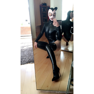 evadevil-2019-03-01-23764773.jpeg