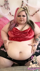 897698363_watch-me-at-500lbs-attempt-to-plop-and-jiggle-my-belly-bef_0.mp4