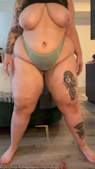 692401221_lots-of-jiggle-for-you_0.m4v