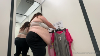 1102743354_we-go-to-the-fitting-rooms-to-try-on-some-summer-outfits-t_0.mp4