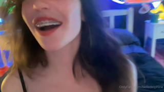 0i8feanx3y4szdtyksgry_source.mp4