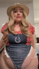 775459367_first-costume-fail-of-the-month-it-was-so-small-that-the_1.m4v