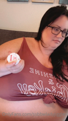 543411410_quick-post-dentist-update-and-an-excuse-to-show-off-my-belly_0.m4v