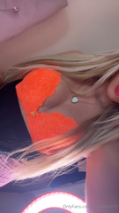 734593185_how-bright-is-this-lingerie_0.mp4