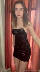 860423602_should-i-do-a-show-tomorrow-or-is-everyone-busy-with-the-hol_0.mp4