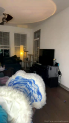 150204456_stream-started-at-05-26-2021-02-13-am-burgers-2l-burps-and_0.mp4