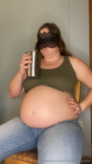 1353171718_nothing-puts-me-in-the-mood-to-slam-a-heavy-cream-shake-like_0.mp4