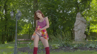 wowgirls.16.11.22.chelsy.sun.watch.my.hands.1080p.mp4