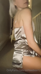 108429244_whos-coming-to-bed-with-me_0.mp4