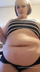 1165641766_omg-had-one-of-my-biggest-stuffing-sessions-ever-you-ha_3.mp4