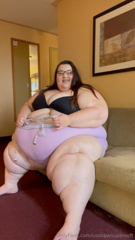 741781821_first-ever-measurement-video-let-me-know-if-my-hips-are-w_0.mp4