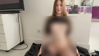 2013552868_two-short-hot-and-sexy-videos-that-will-improve-your-mood_0.mp4