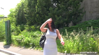 Jolee, 25 ans, une bombe absolue ! [J&M].mp4