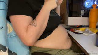 602354223_14mins-pt-1-and-2-of-the-massive-stuffing-bloat-i-did-a-w_0.m4v